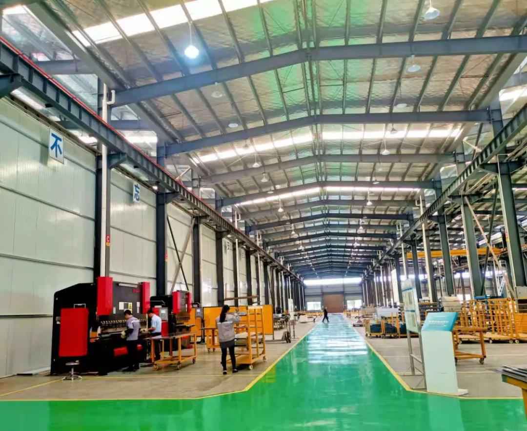 【hth华体网站登录入口-华体(中国)湖南生产基地】热火朝天生产忙，高质高效产精品！​